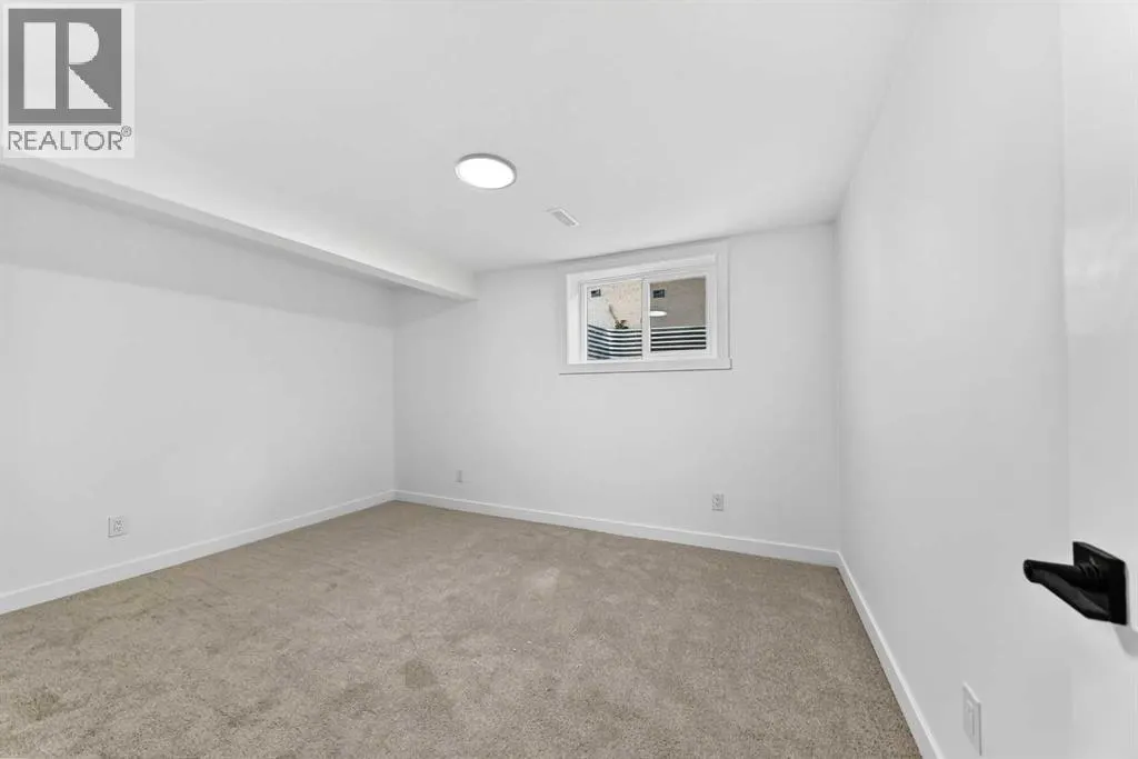 911 Penmeadows Road SE