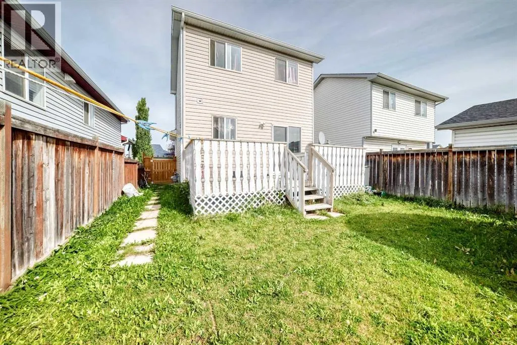 21 MARTIN CROSSING Link NE