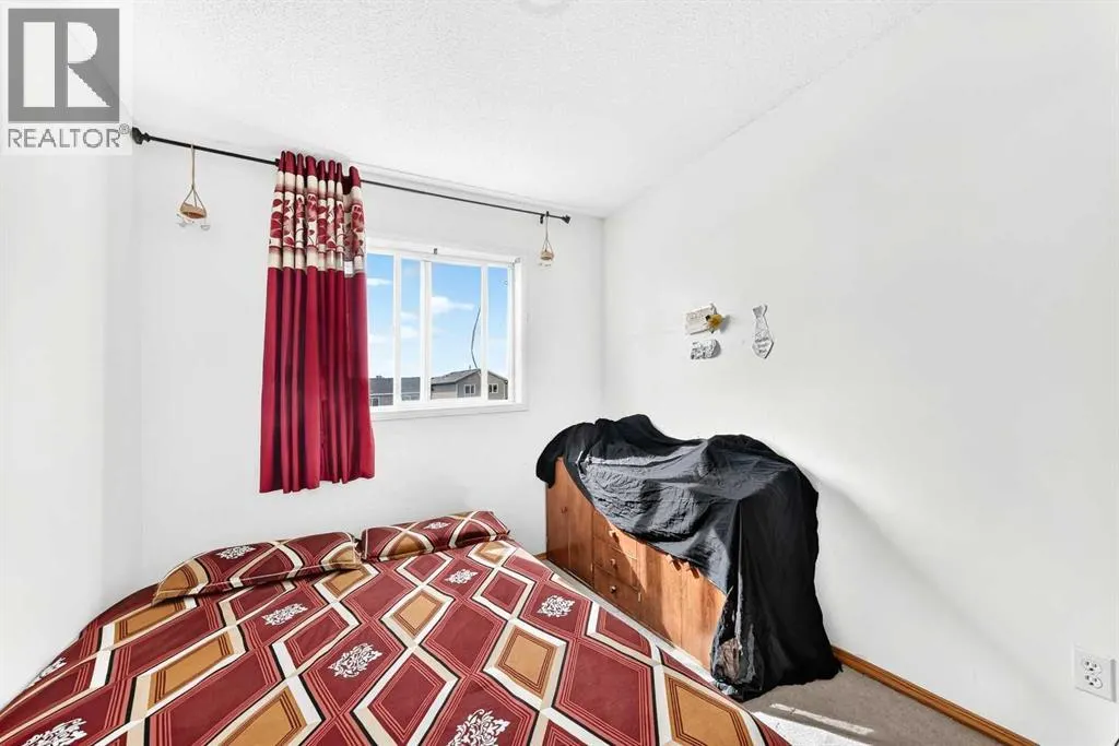 21 MARTIN CROSSING Link NE