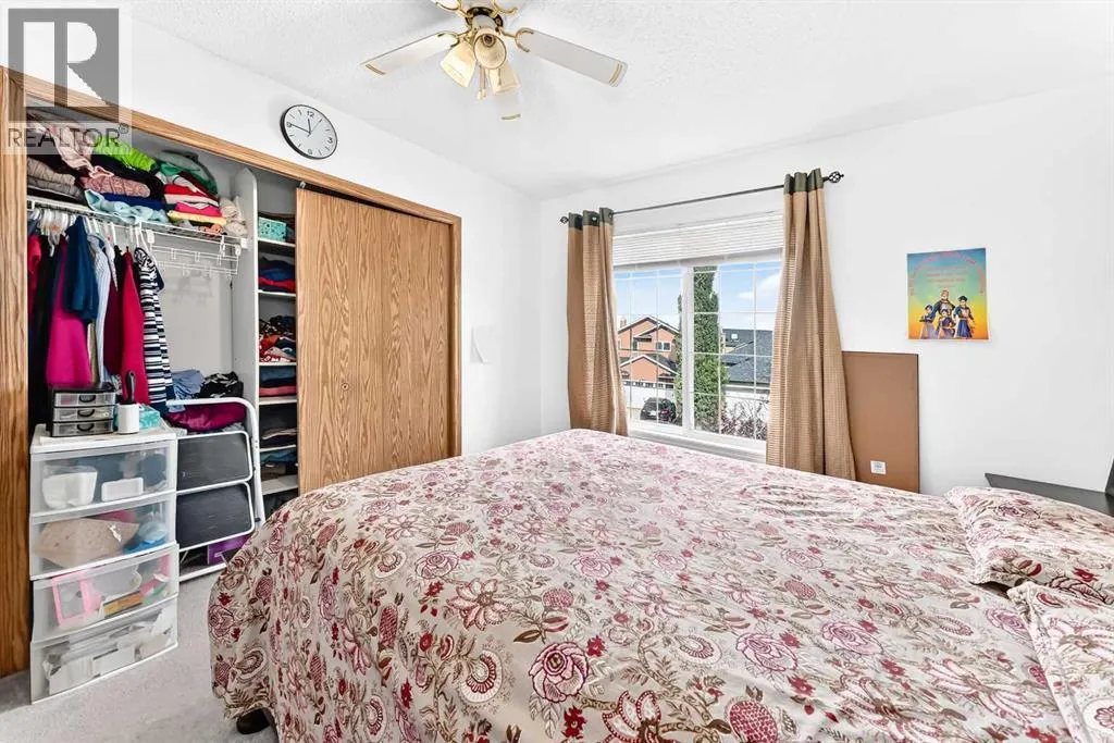 21 MARTIN CROSSING Link NE