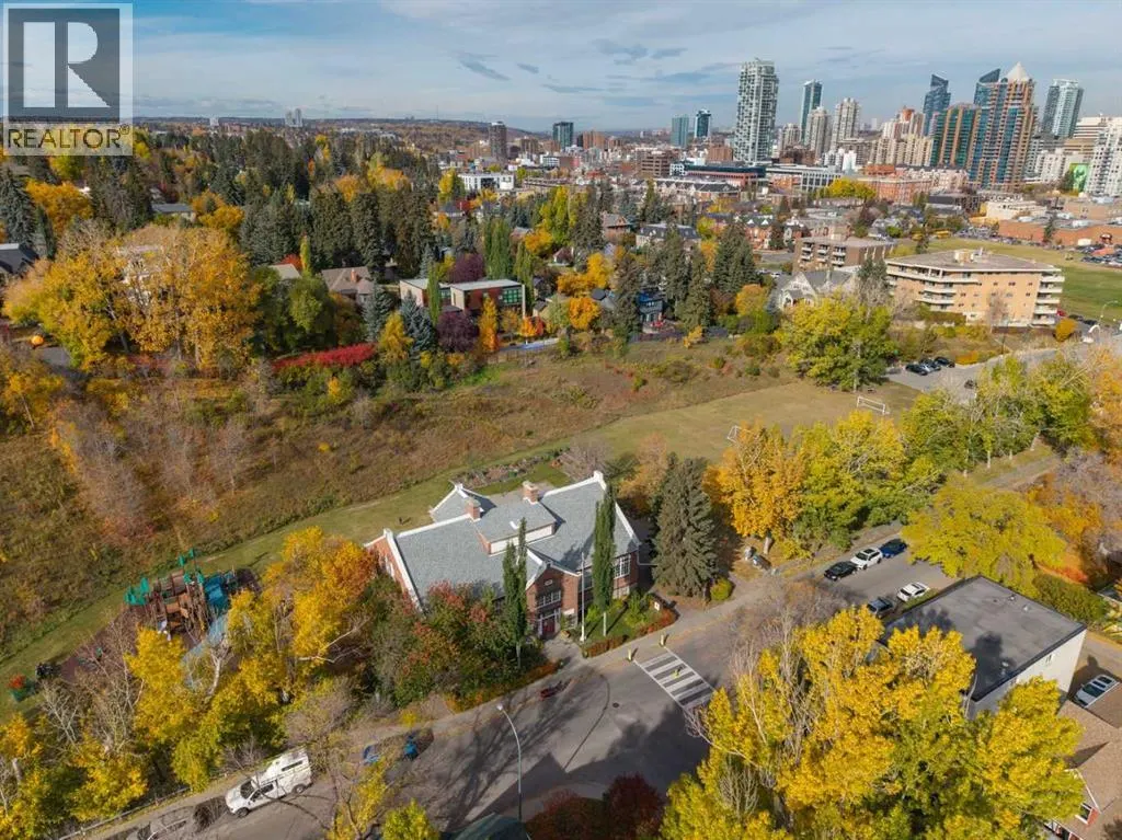 303, 629 Royal Avenue SW