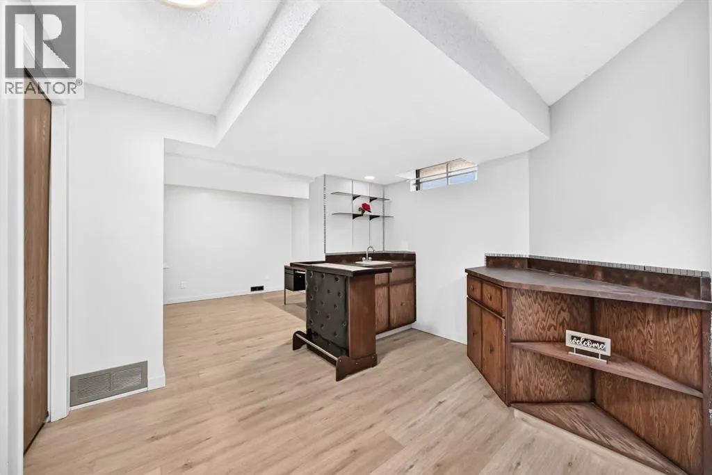 52 Templegreen Bay NE