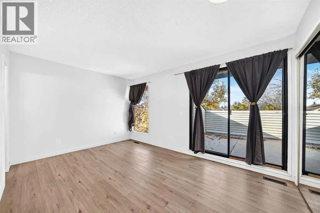 52 Templegreen Bay NE