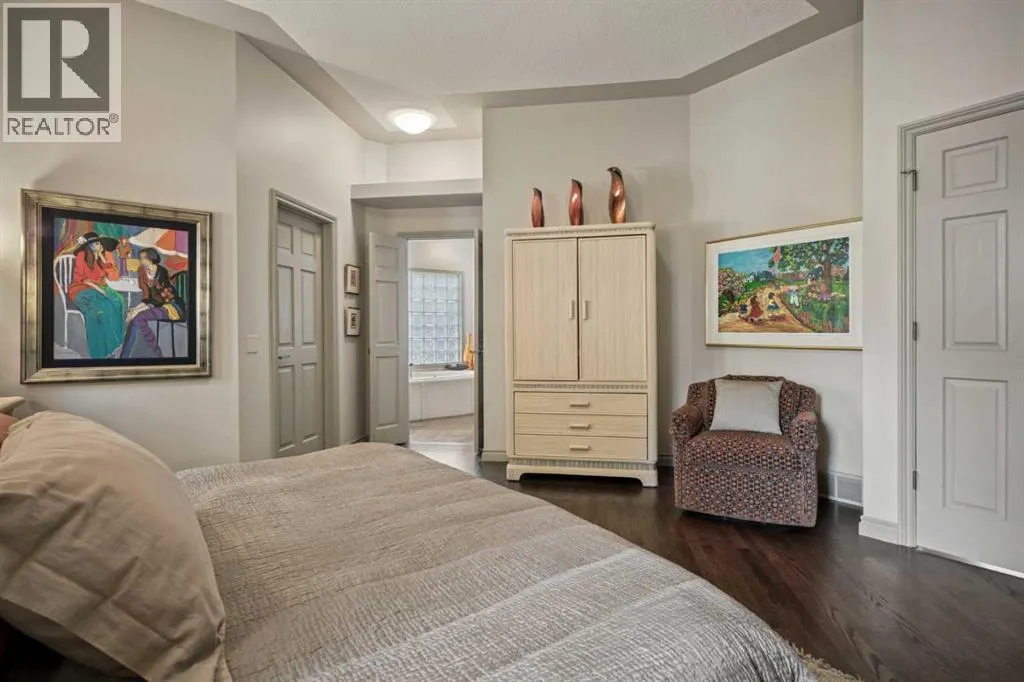 39 Baycrest Court SW