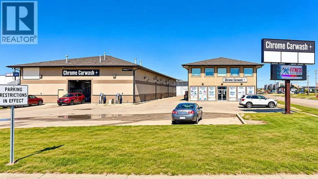 71 Boulder Boulevard