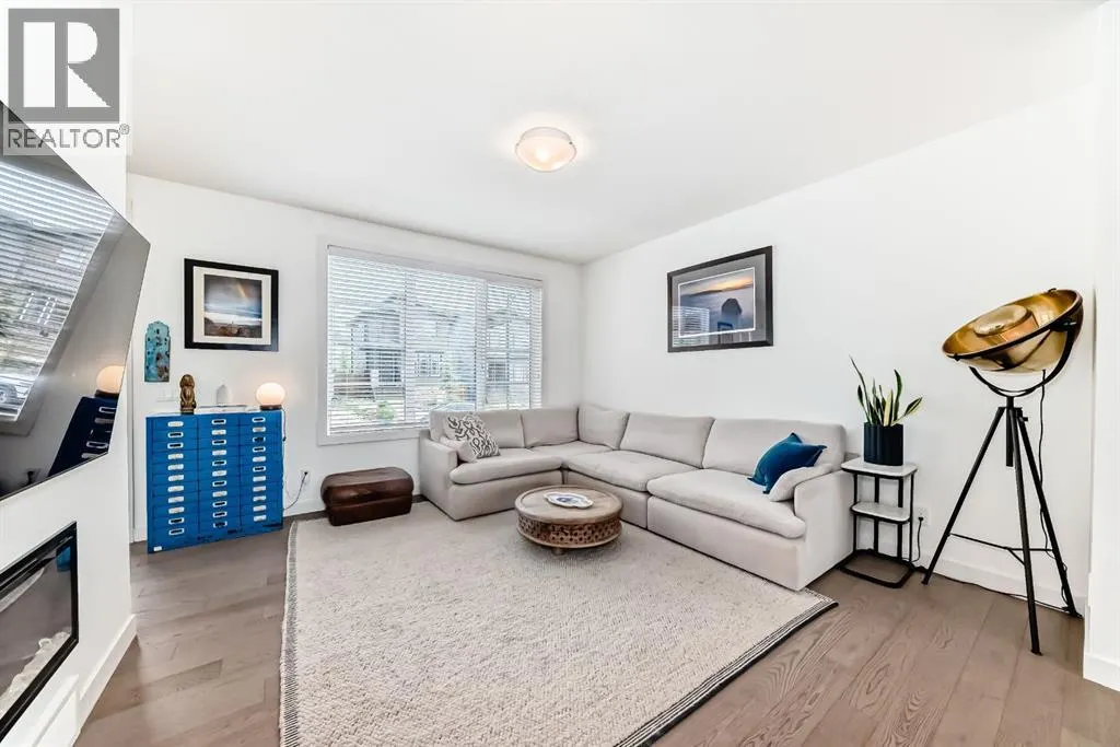 38 Precedence Glen