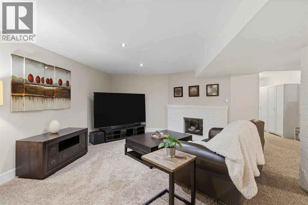 10015 Maplecreek Drive SE