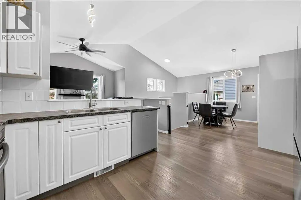 43 Cimarron Meadows Bay
