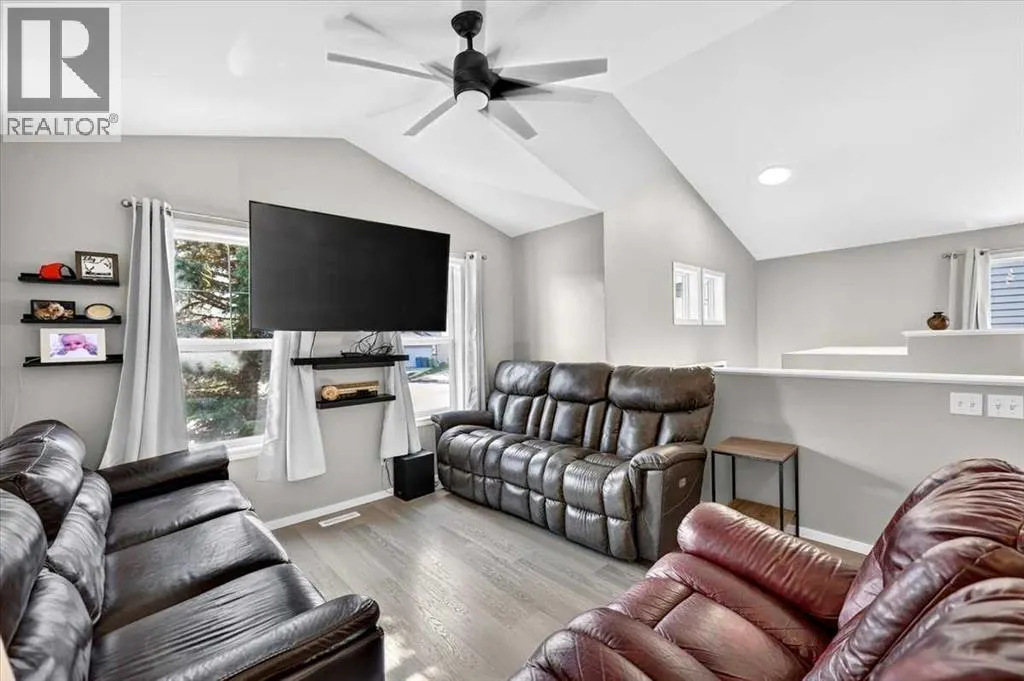 43 Cimarron Meadows Bay