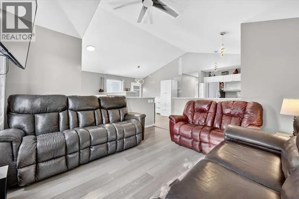 43 Cimarron Meadows Bay