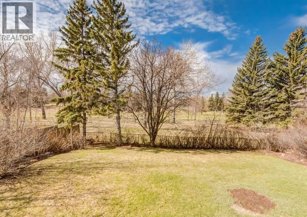 176 Mapleburn Drive SE