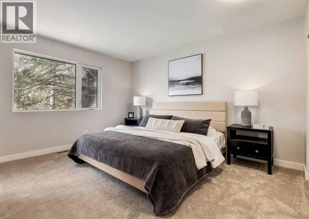 176 Mapleburn Drive SE
