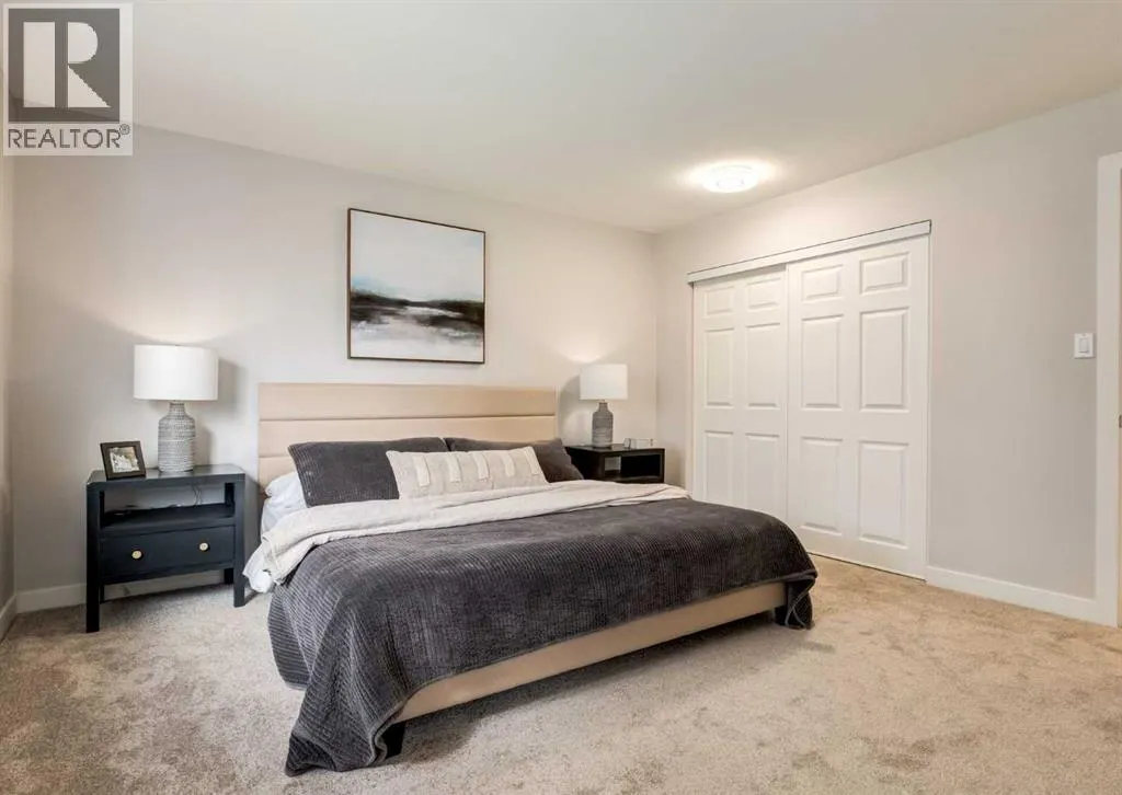 176 Mapleburn Drive SE