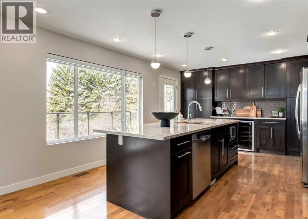 176 Mapleburn Drive SE