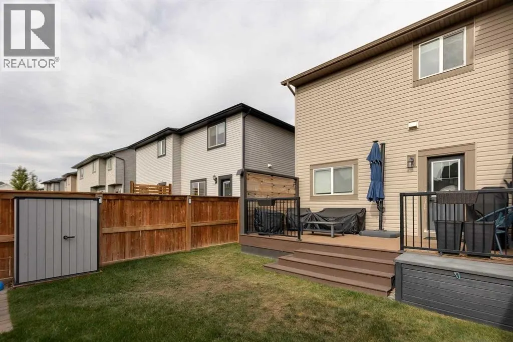 86 Hillcrest Close SW