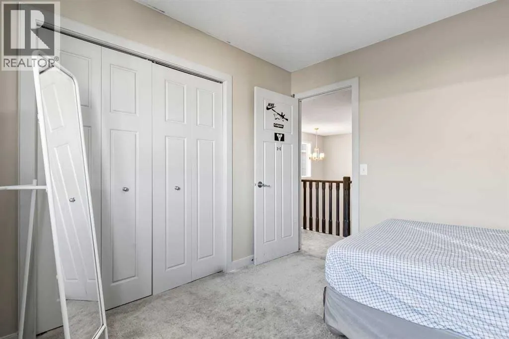 38 Everhollow Green SW