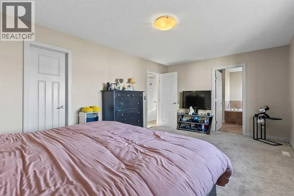 38 Everhollow Green SW