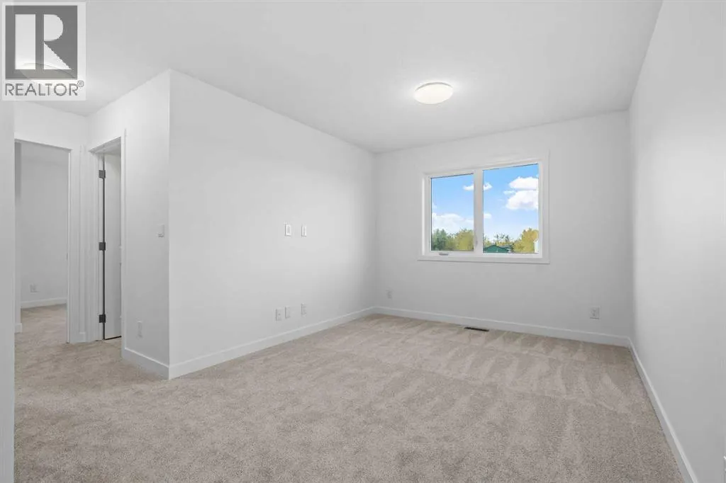 1055 Thimbleberry Hill SW