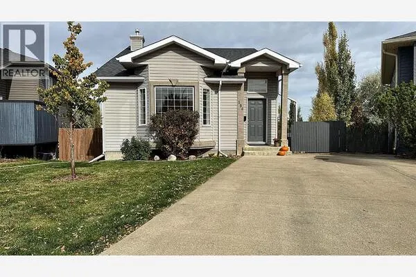 194 Peigan Court W