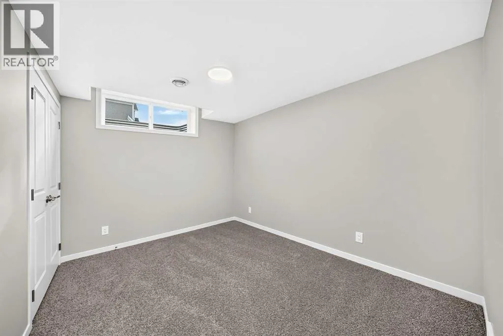 1211 Mahogany Boulevard SE