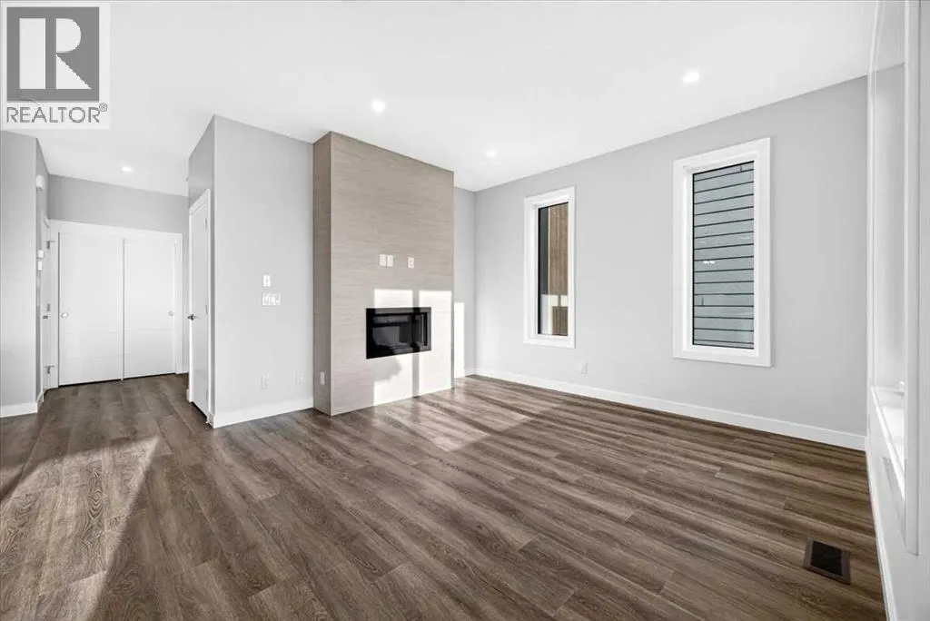 30 Harbour Way
