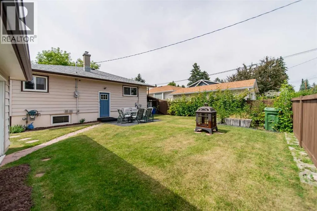 84 Waterloo Drive SW