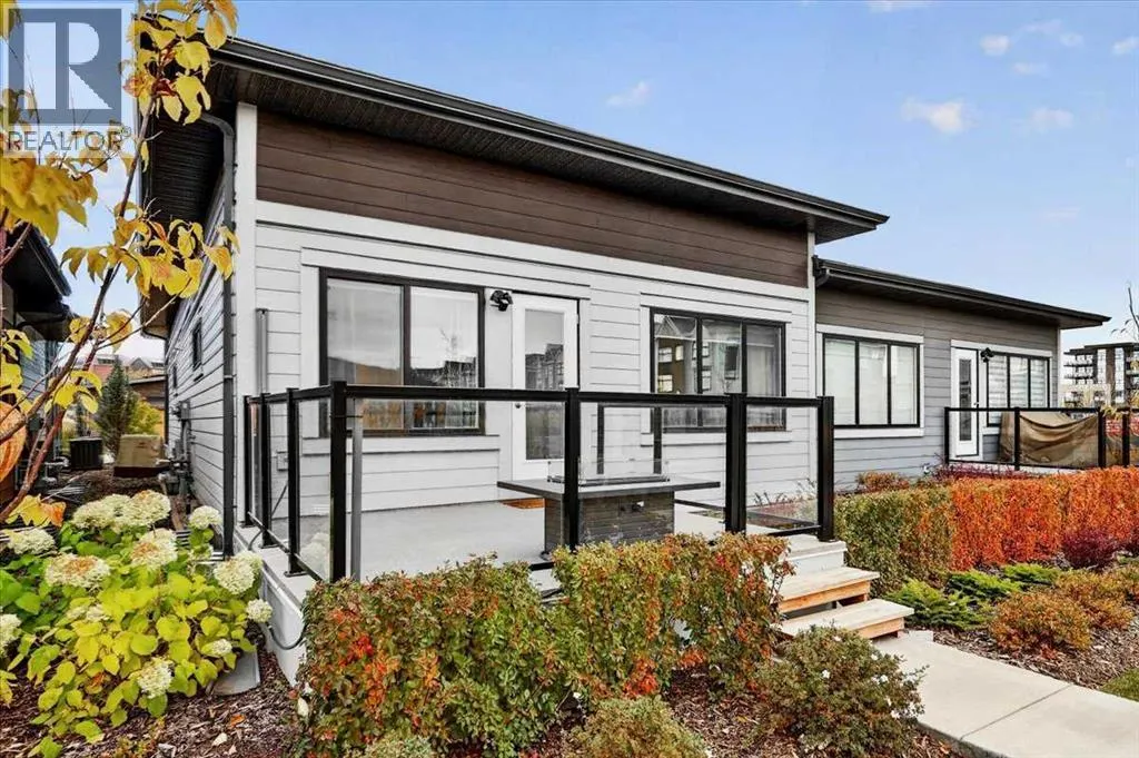 358 Marina Cove SE