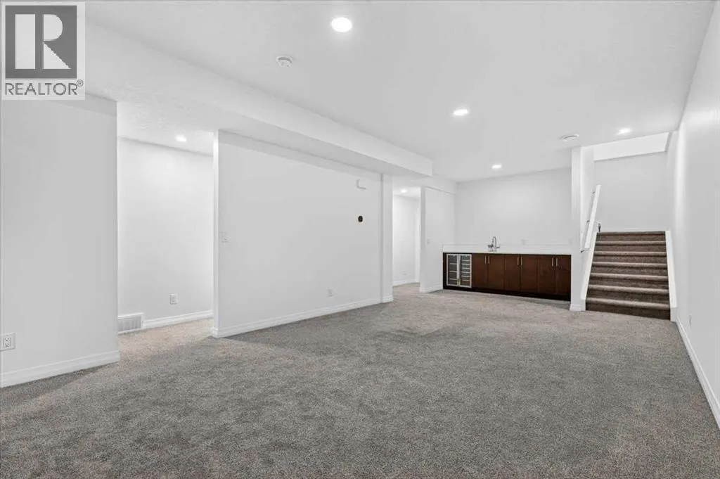 358 Marina Cove SE