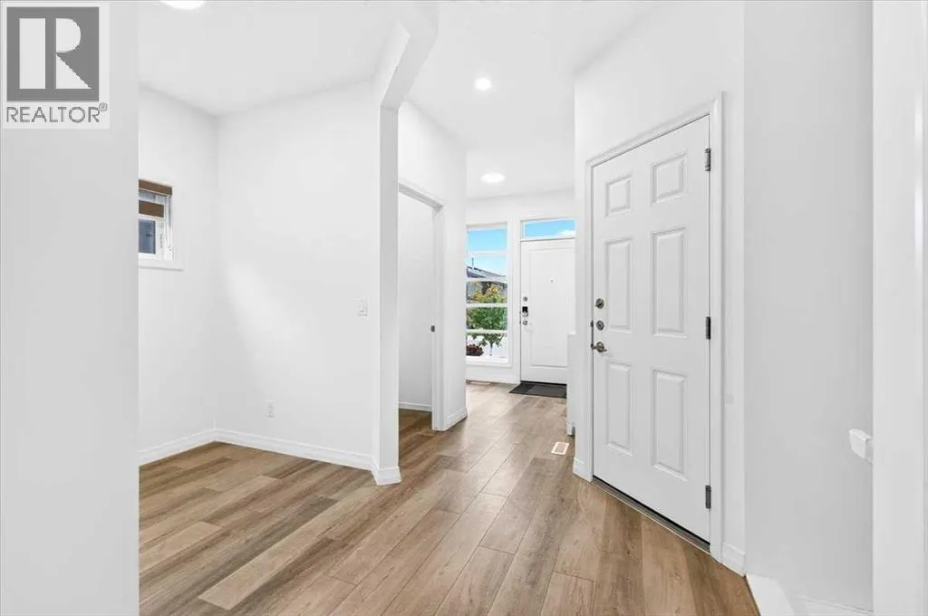358 Marina Cove SE
