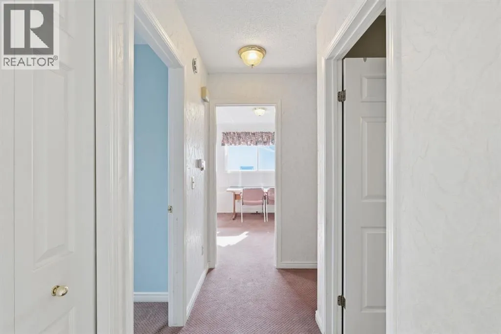 331 Oakfern Crescent SW