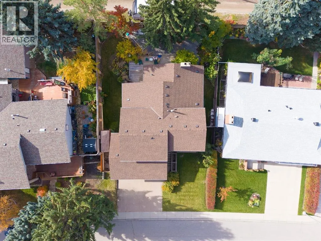 331 Oakfern Crescent SW