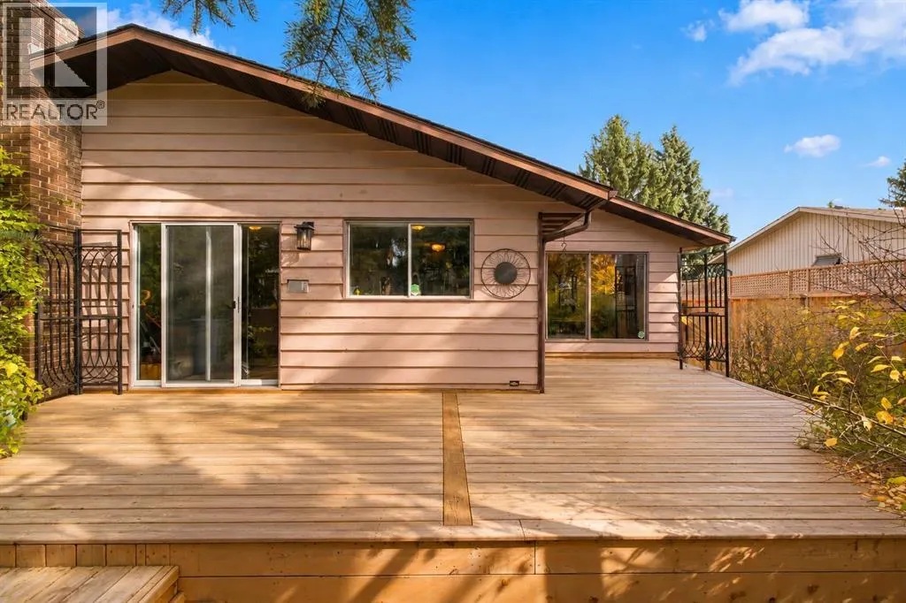 331 Oakfern Crescent SW