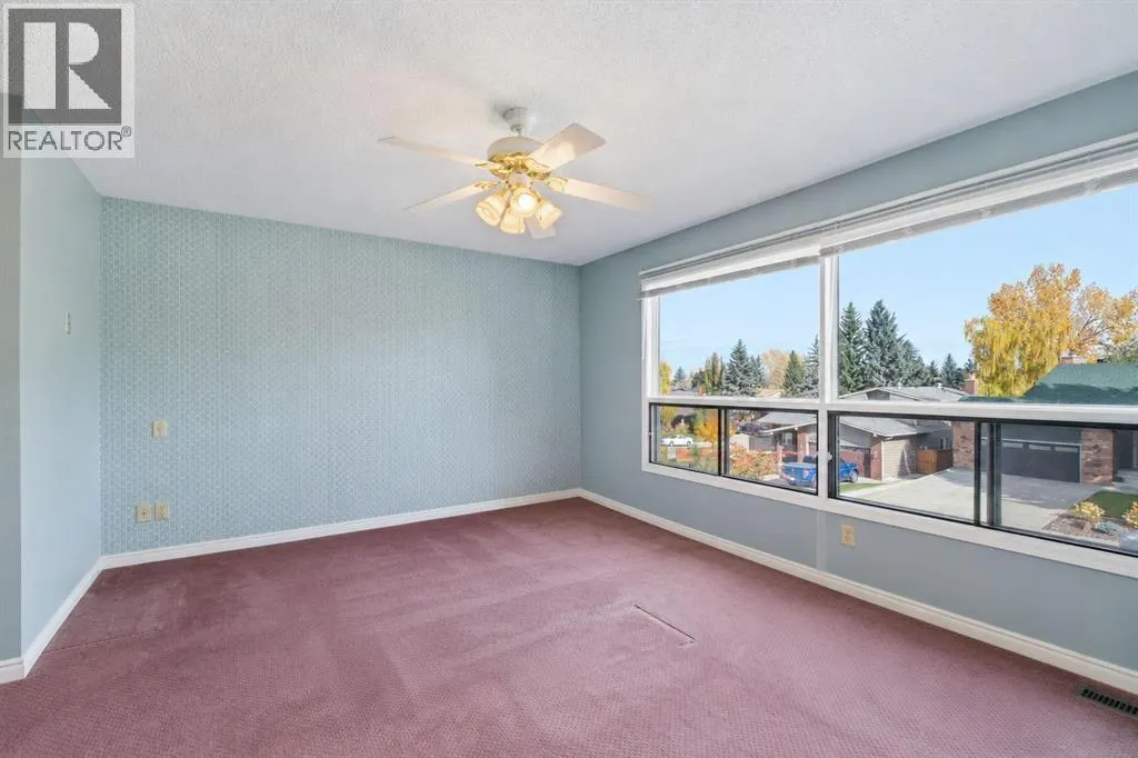 331 Oakfern Crescent SW