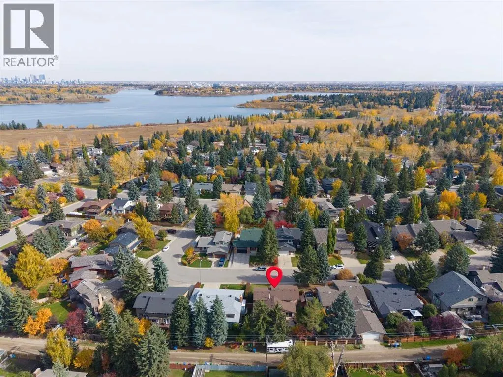 331 Oakfern Crescent SW