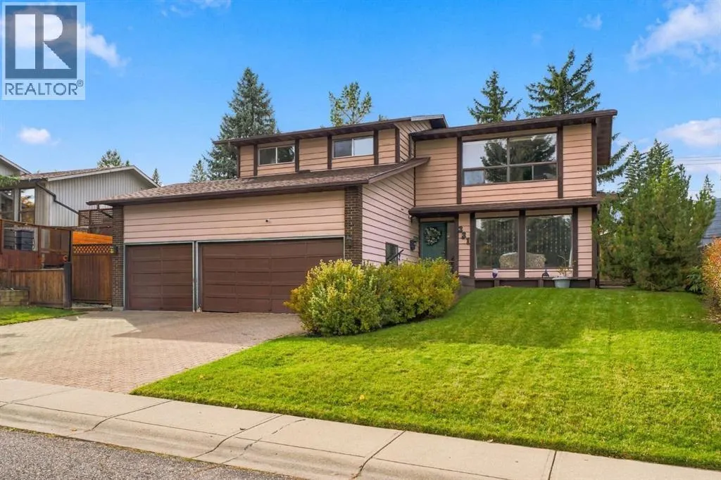 331 Oakfern Crescent SW