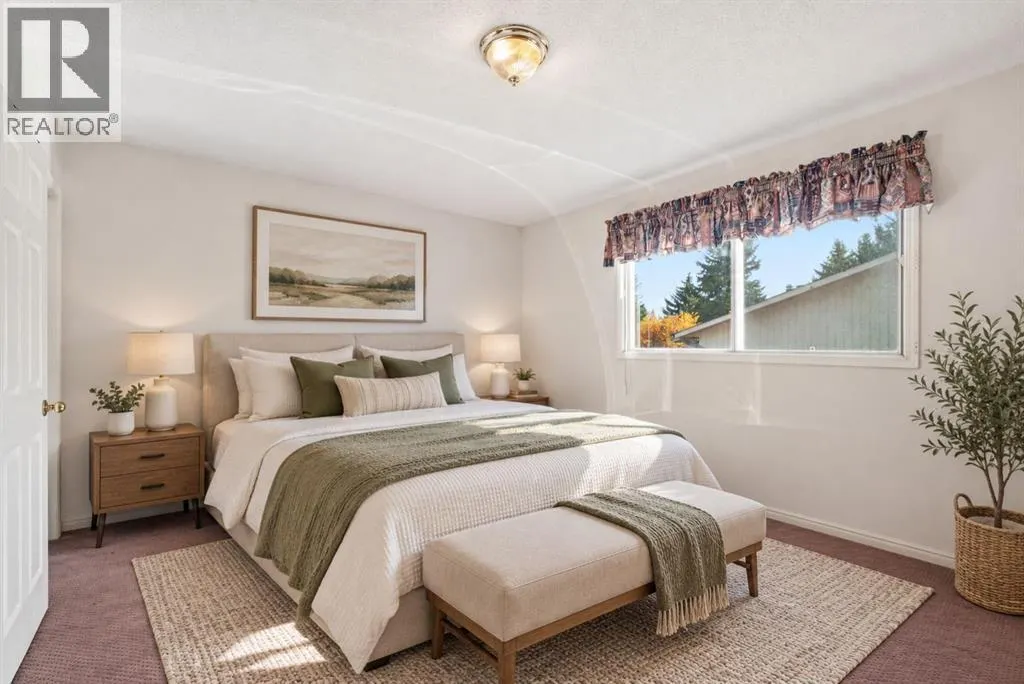 331 Oakfern Crescent SW