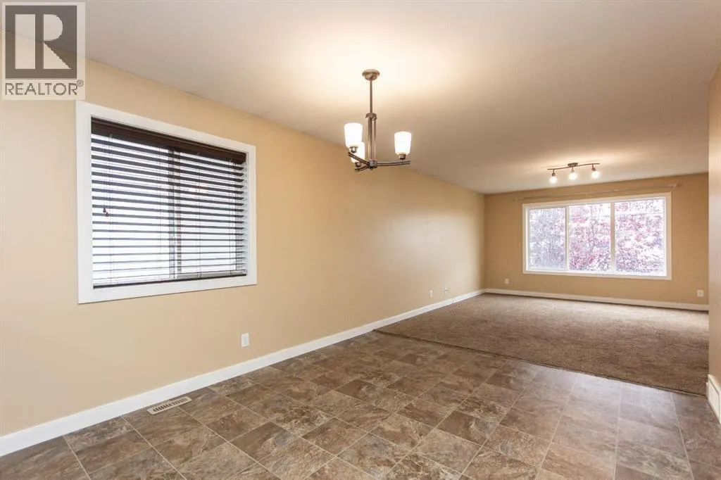 79 Trimble Close