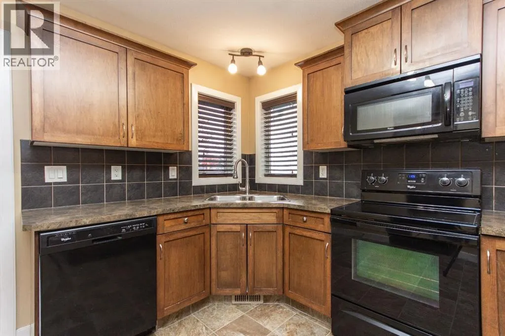 79 Trimble Close