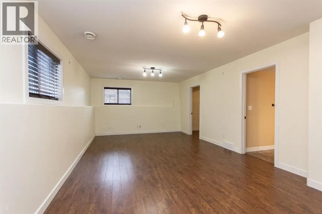 79 Trimble Close