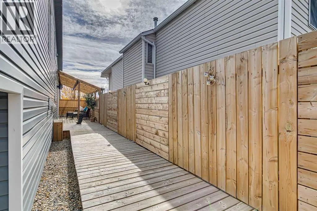 355 Woodbine Boulevard SW