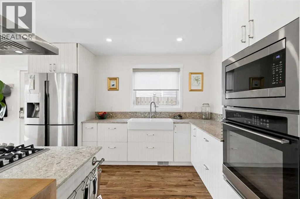 355 Woodbine Boulevard SW