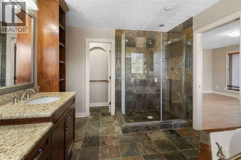 75 Discovery Ridge Mount SW