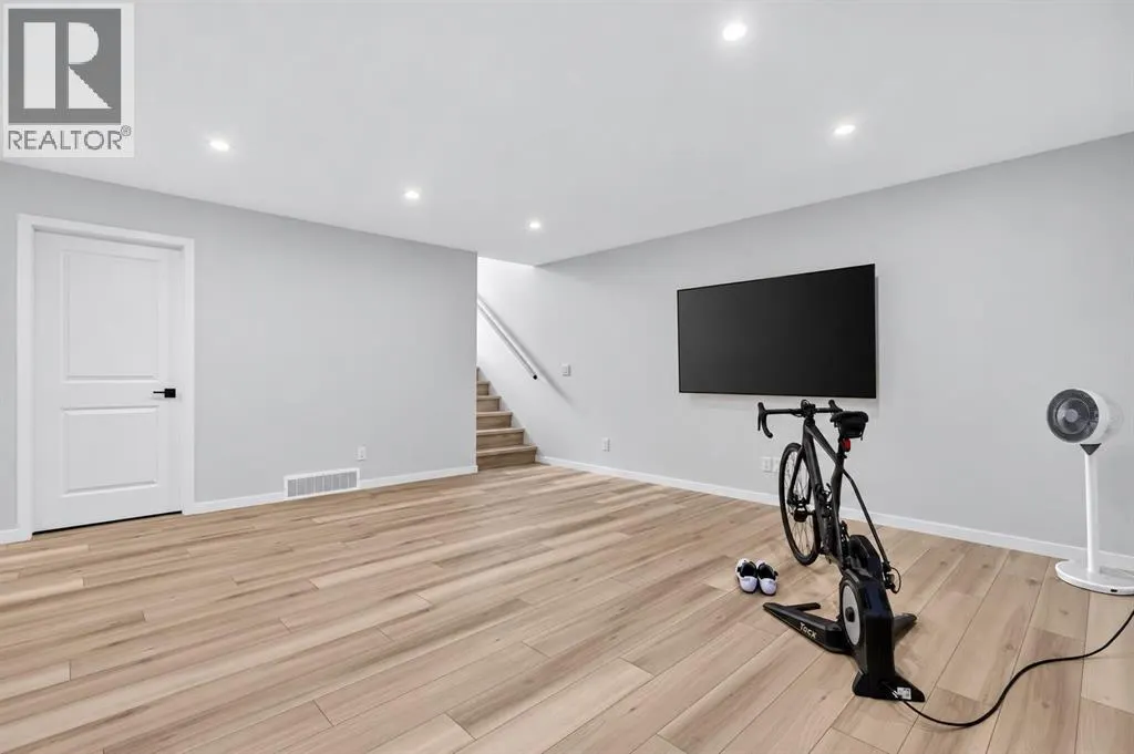 168 Setonstone Manor SE