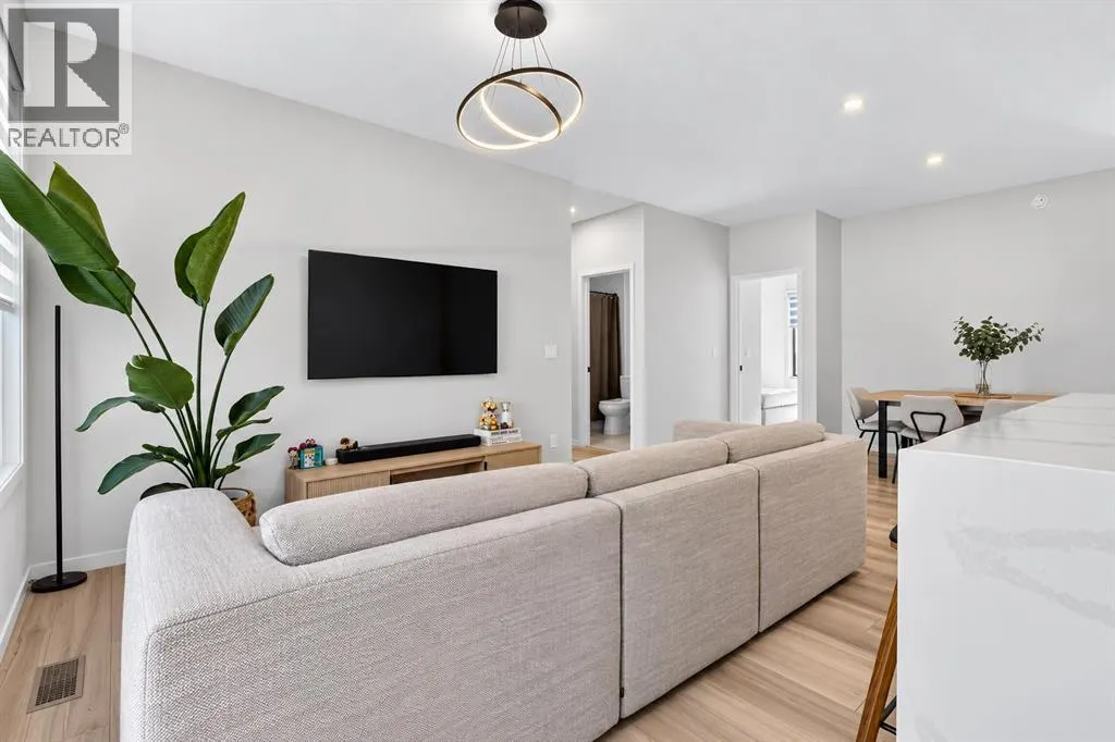 168 Setonstone Manor SE