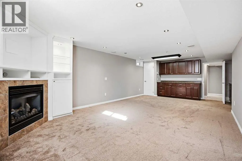 163 Westwood Drive SW