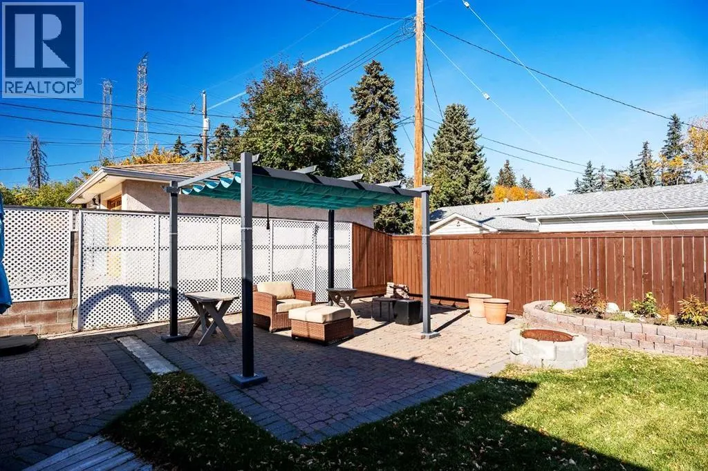 163 Westwood Drive SW