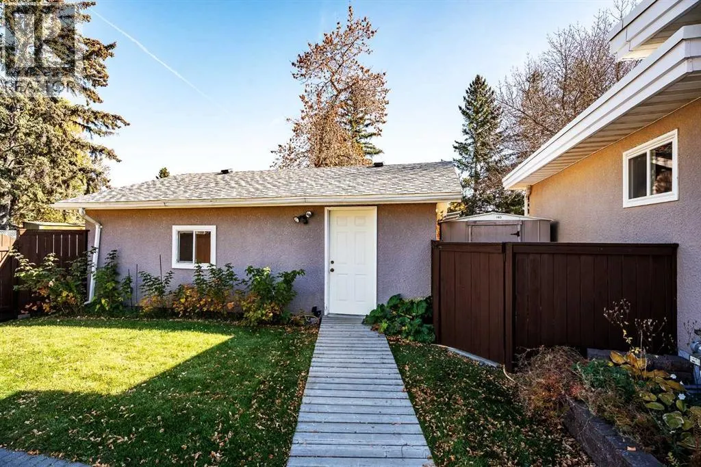 163 Westwood Drive SW