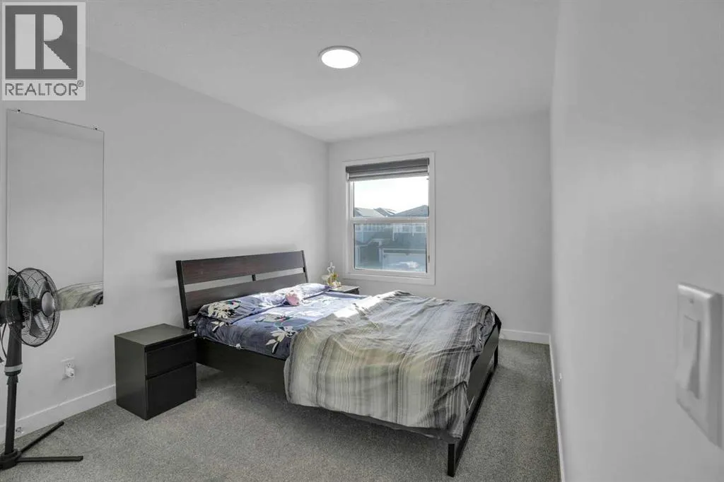 314 Corner Meadows Way NE