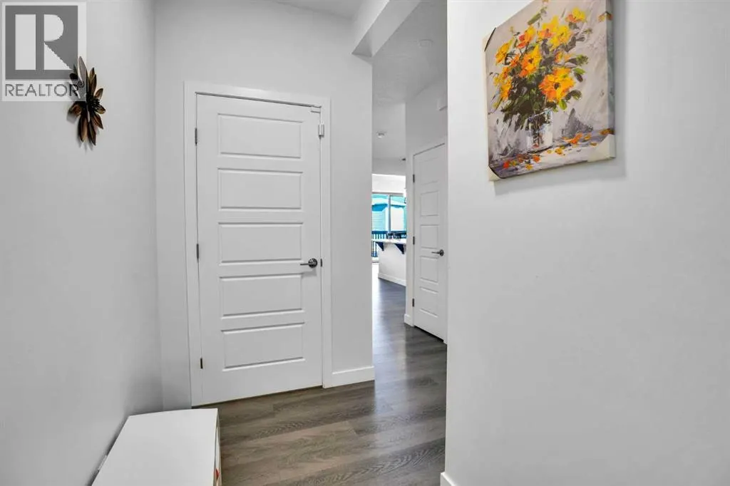 314 Corner Meadows Way NE