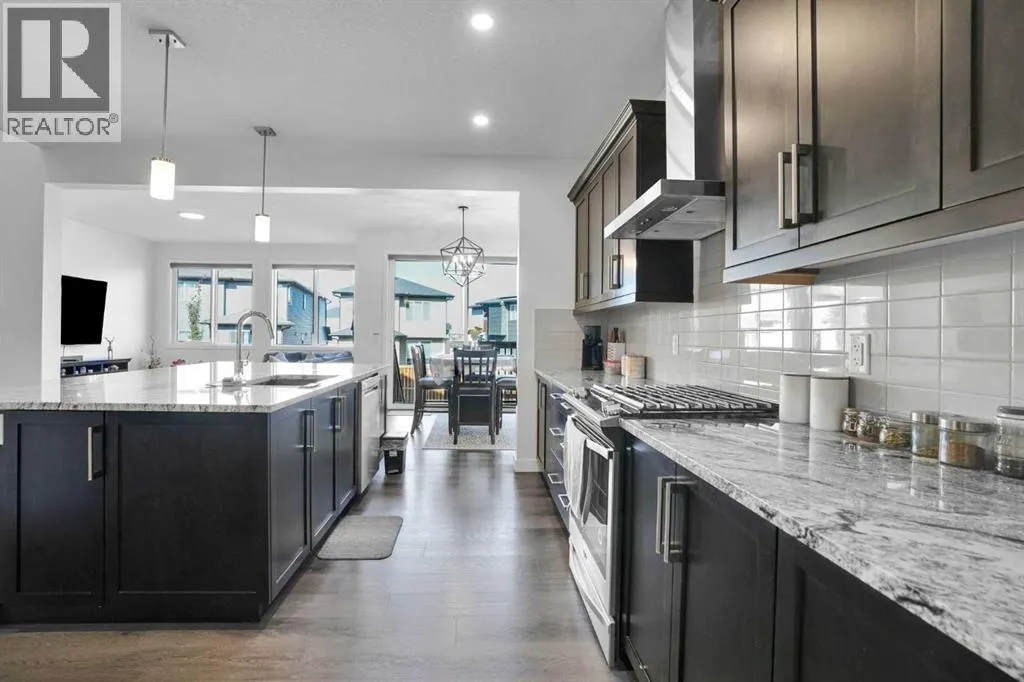 314 Corner Meadows Way NE